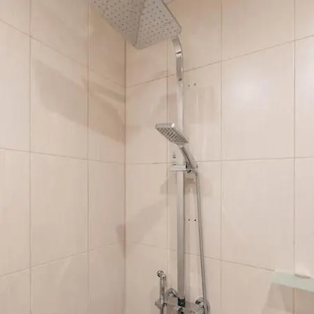 Apartment Artistic Space Near Chataldzha *