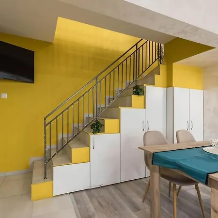 Appartement Artistic Space Near Chataldzha *